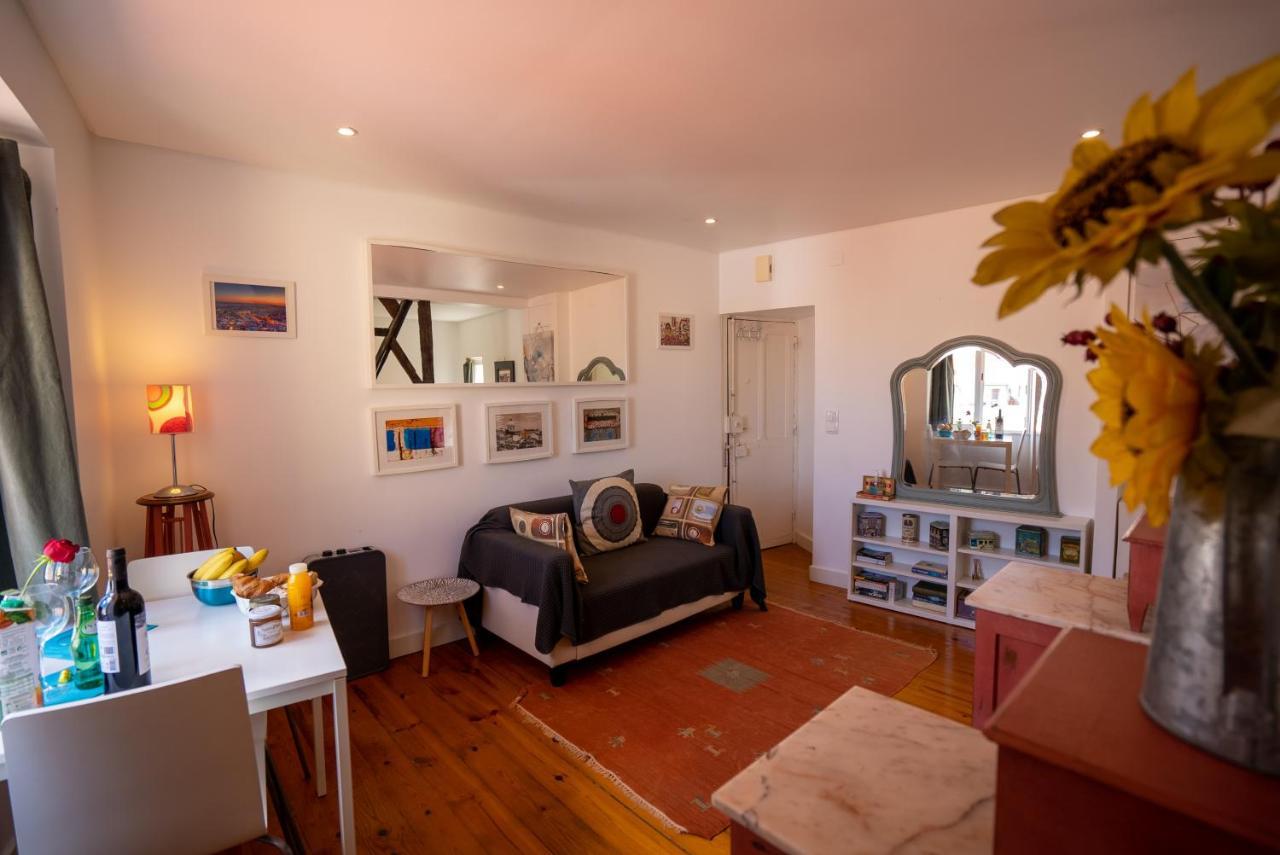 Great Apt In Historical City Center Lisbon Bagian luar foto